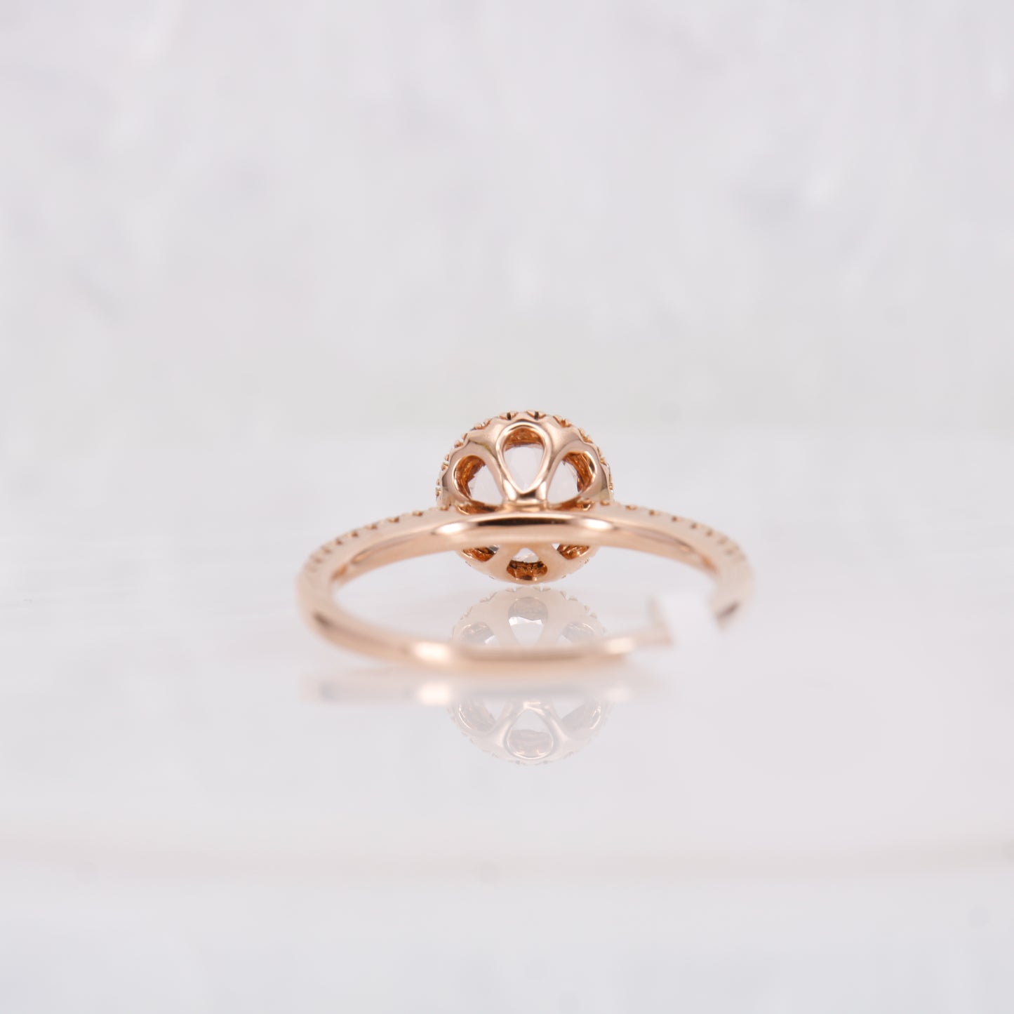 Morganite and Diamond round brilliant cut ring. 18ct rose gold morganite engagement ring. 