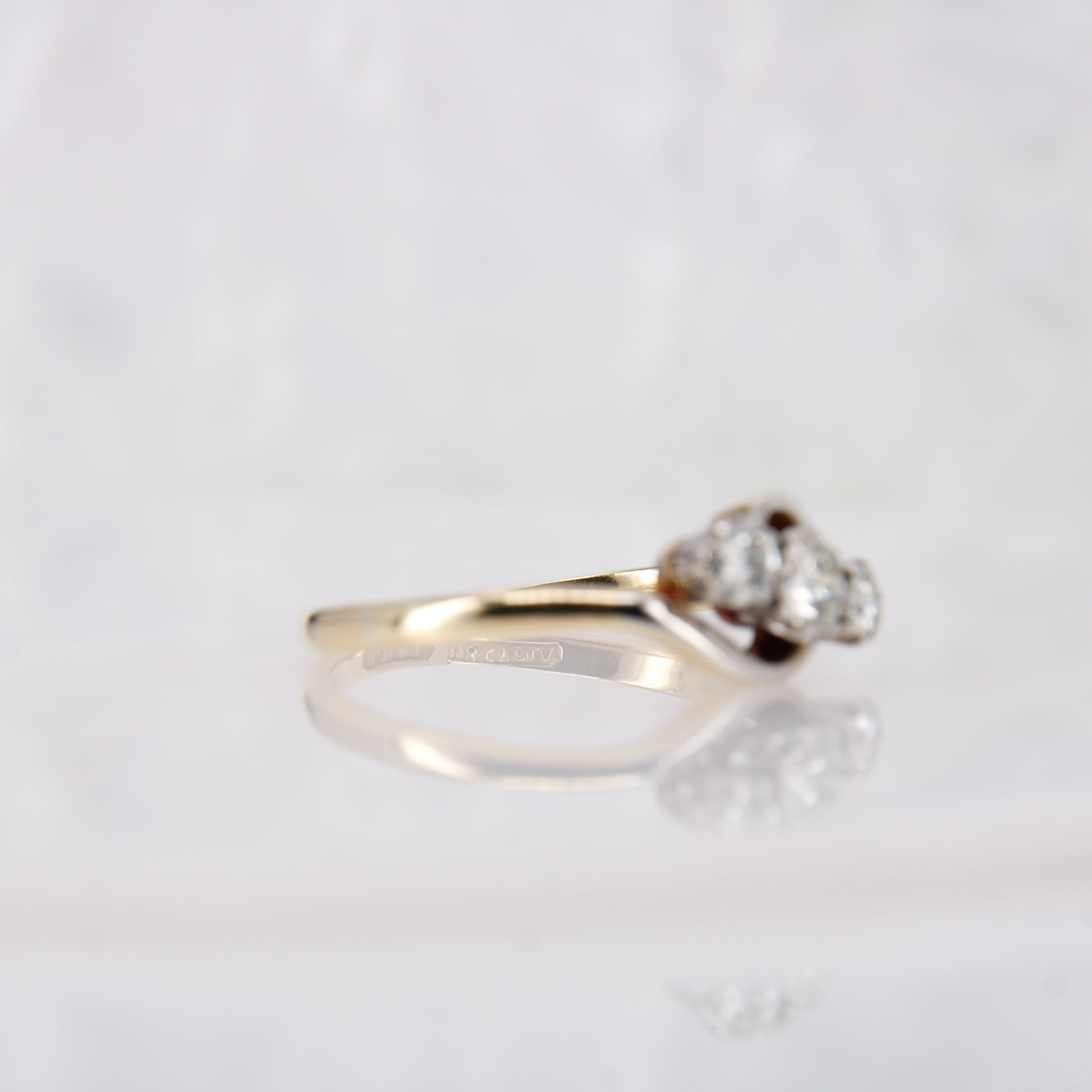Vintage Circa 1930's Diamond Trilogy Ring set in 18ct Yellow Gold and Platinum. Secondhand Diamond Trilogy Ring.