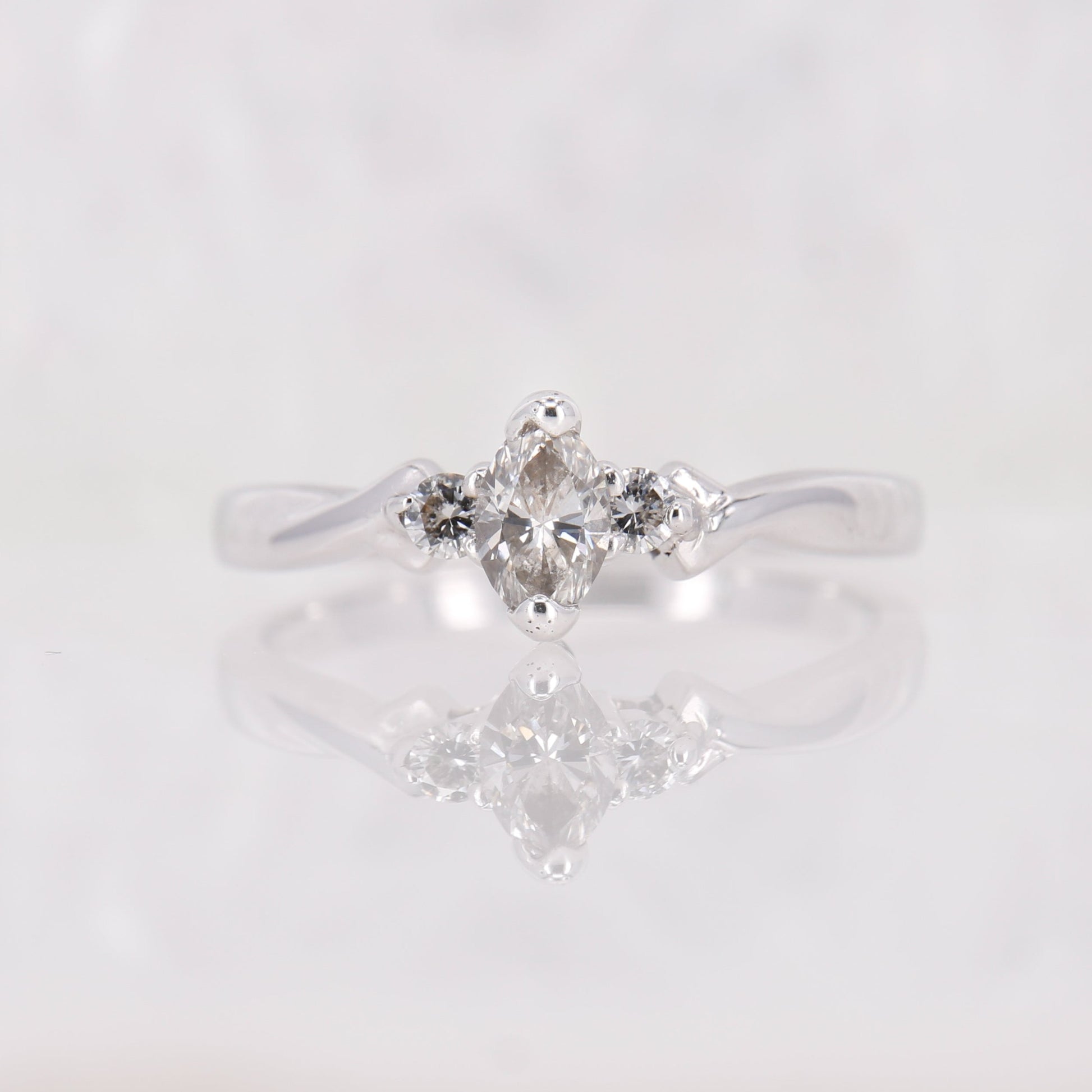 18ct White Gold Diamond Engagement Ring, 18k Gold Marquise Diamond Trilogy Ring, Secondhand Vintage Marquise cut Engagement Ring.