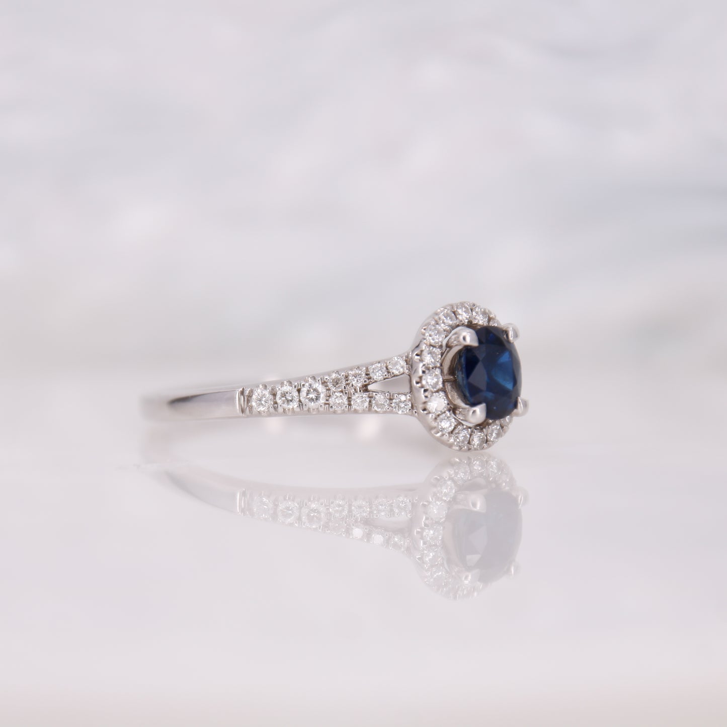 18ct White Gold Sapphire and Diamond Ring