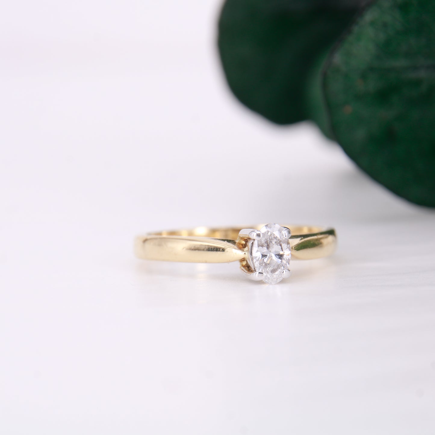 Preowned Oval Cut Solitaire Diamond Engagement Ring 18ct Yellow Gold. 