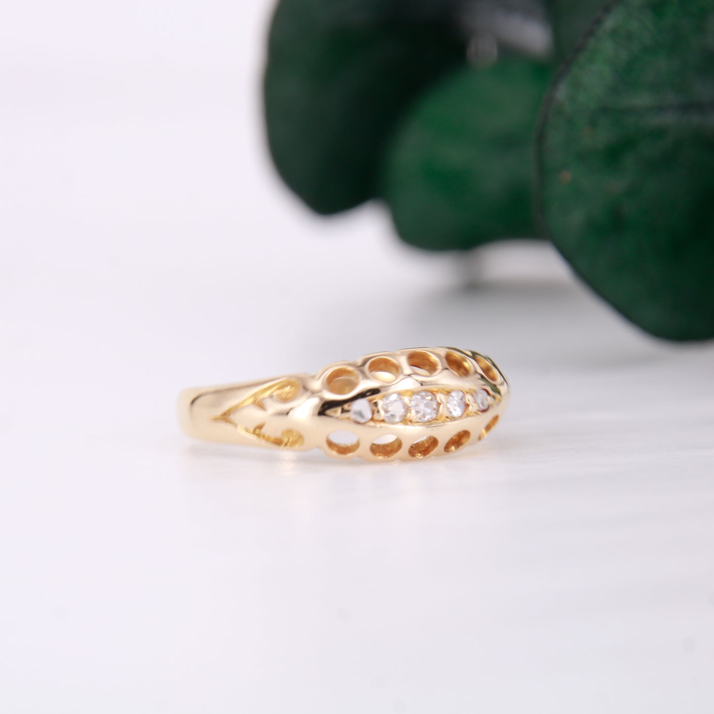 Antique vintage 5 stone diamond band, yellow gold diamond wedding band. 18ct gold five stone diamond band.